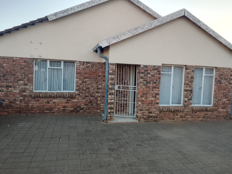 2 Bedroom Property for Sale in Vista Park Free State